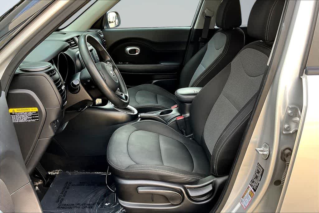 Thumbnail: 2018 Kia Soul - 27