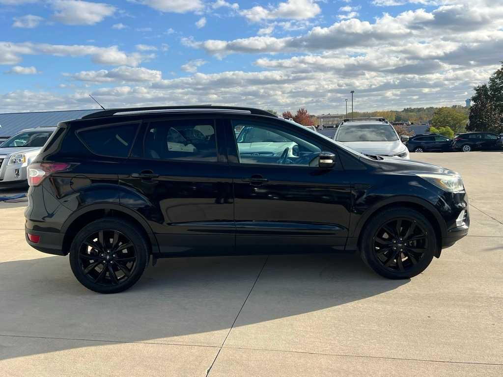 Thumbnail: 2017 Ford Escape - 7