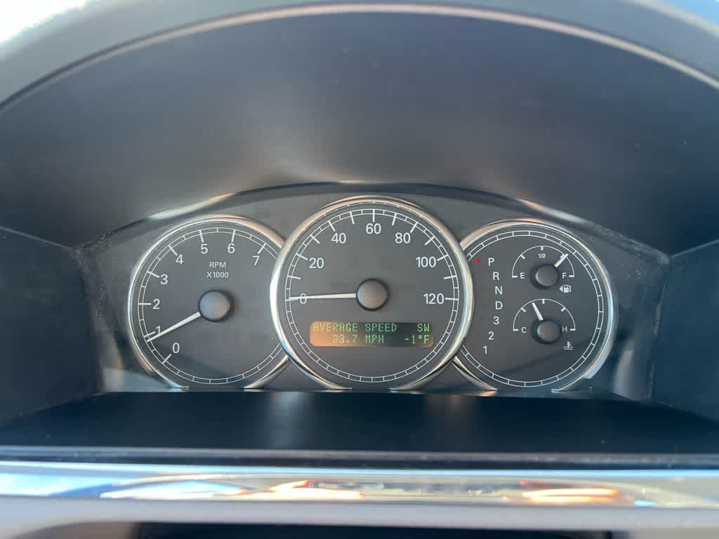 Thumbnail: 2005 Buick LaCrosse - 31