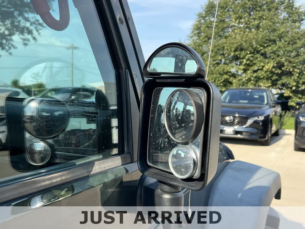 Thumbnail: 2010 Jeep Wrangler - 21