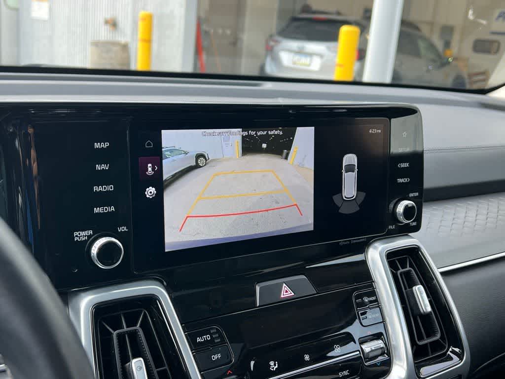 Thumbnail: 2023 Kia Sorento - 44