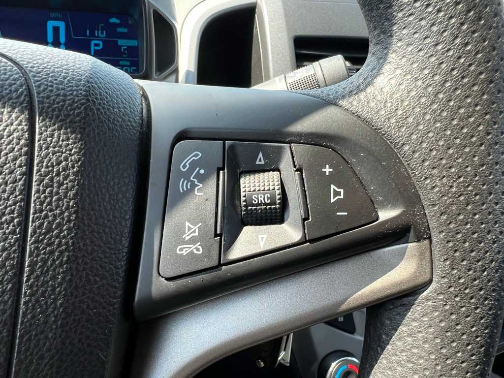 Thumbnail: 2014 Chevrolet Sonic - 21