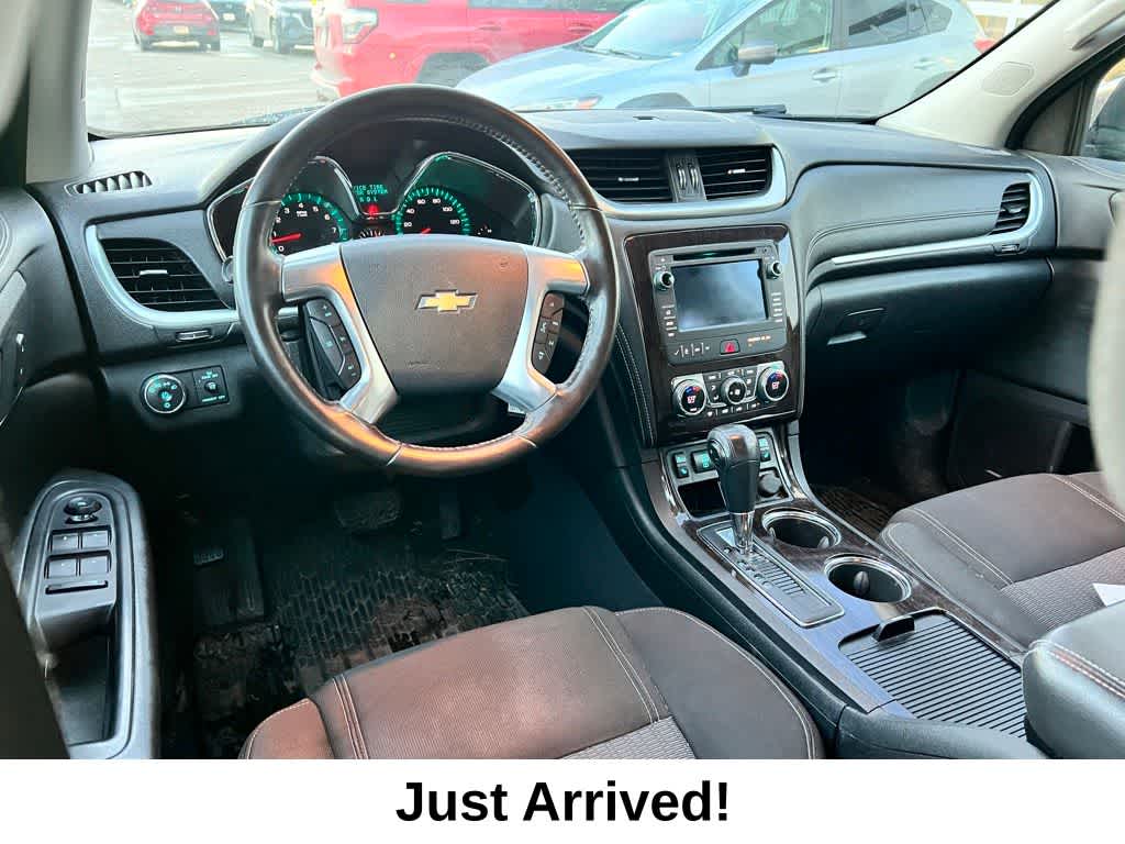 Thumbnail: 2016 Chevrolet Traverse - 21