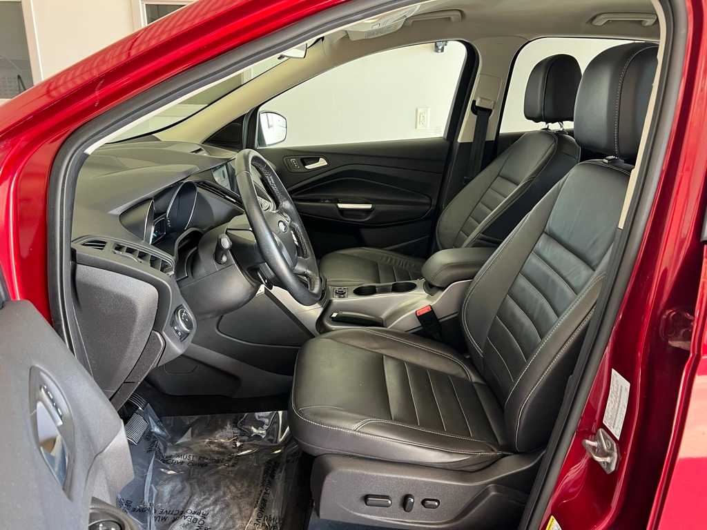 Thumbnail: 2016 Ford Escape - 13