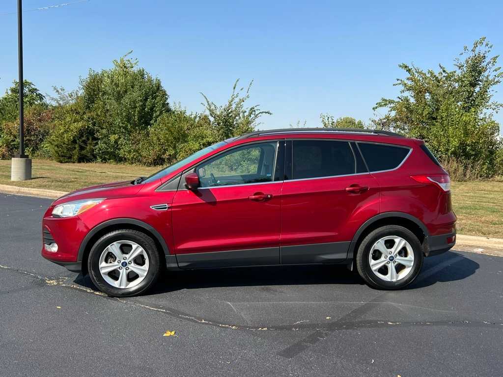 Thumbnail: 2016 Ford Escape - 3