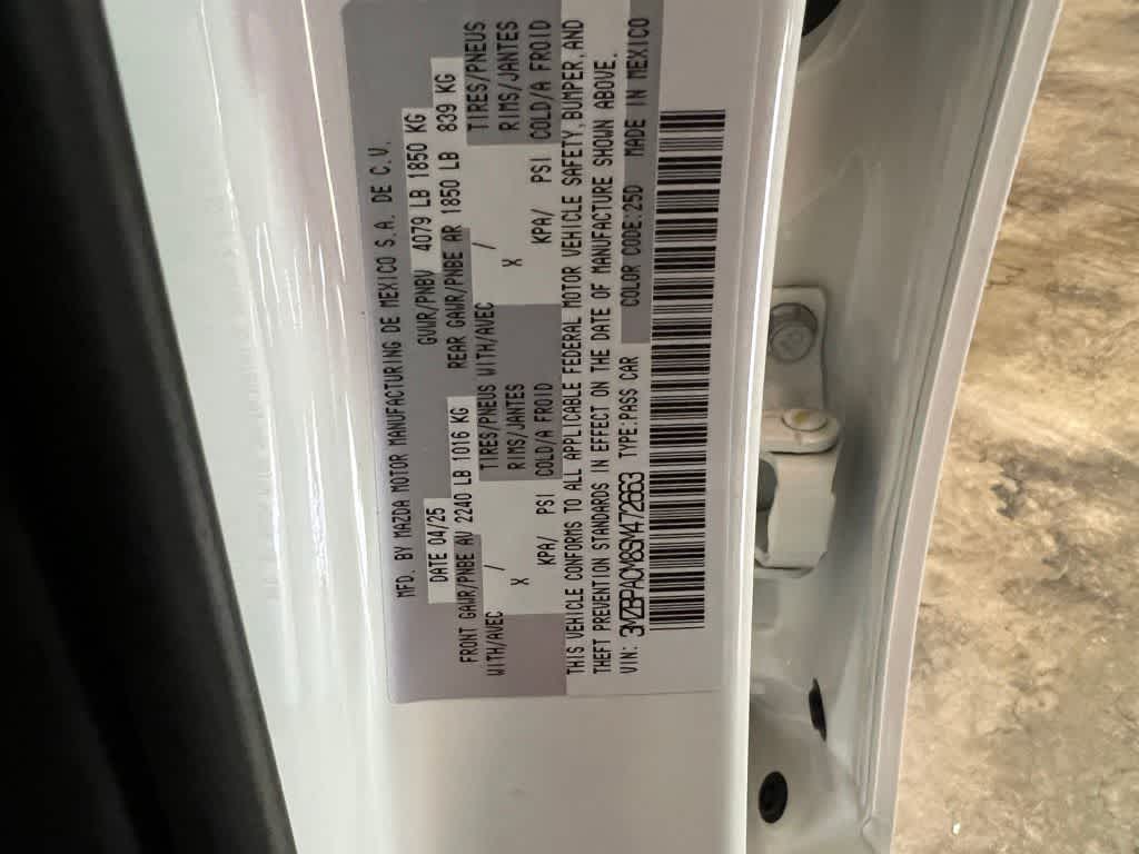 Thumbnail: 2025 Mazda Mazda3 - 33