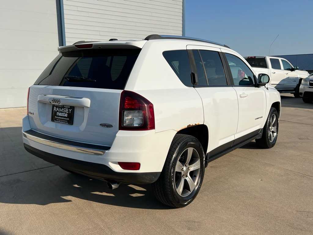 Thumbnail: 2016 Jeep Compass - 7