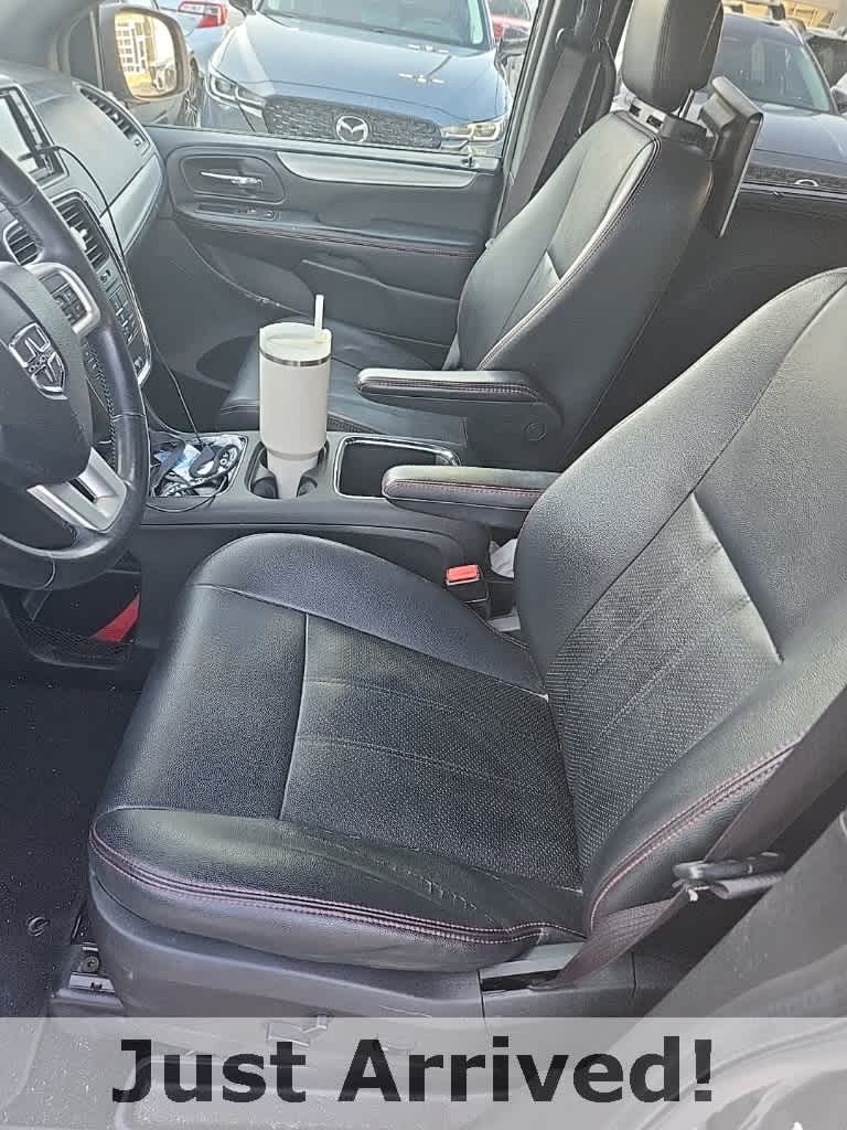Thumbnail: 2019 Dodge Grand Caravan - 7