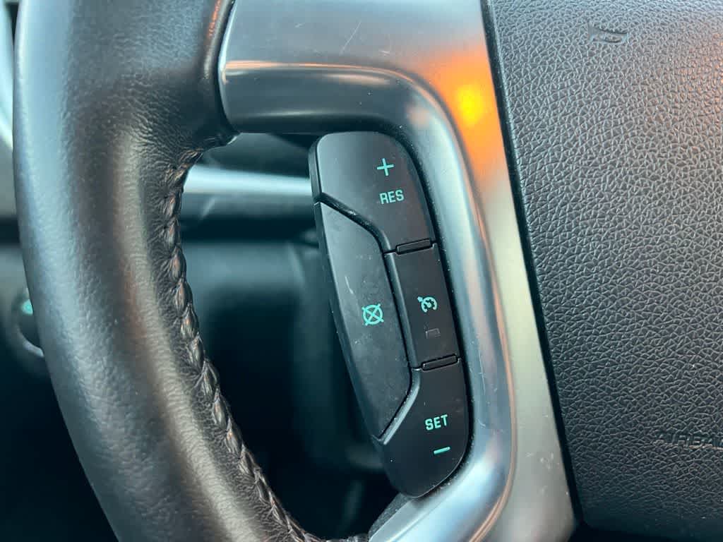 Thumbnail: 2016 Chevrolet Traverse - 22