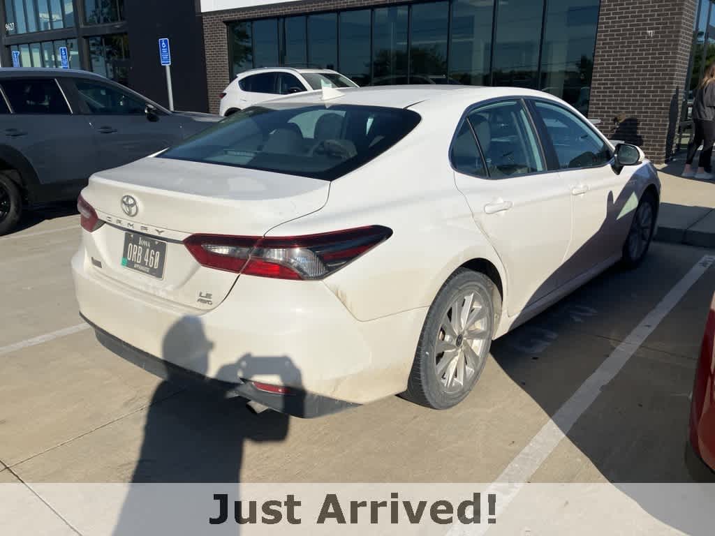 Thumbnail: 2022 Toyota Camry - 4