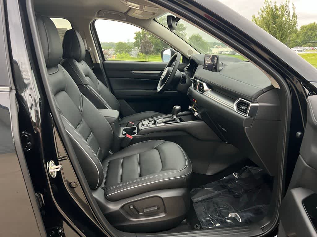 Thumbnail: 2025 Mazda CX-5 - 17