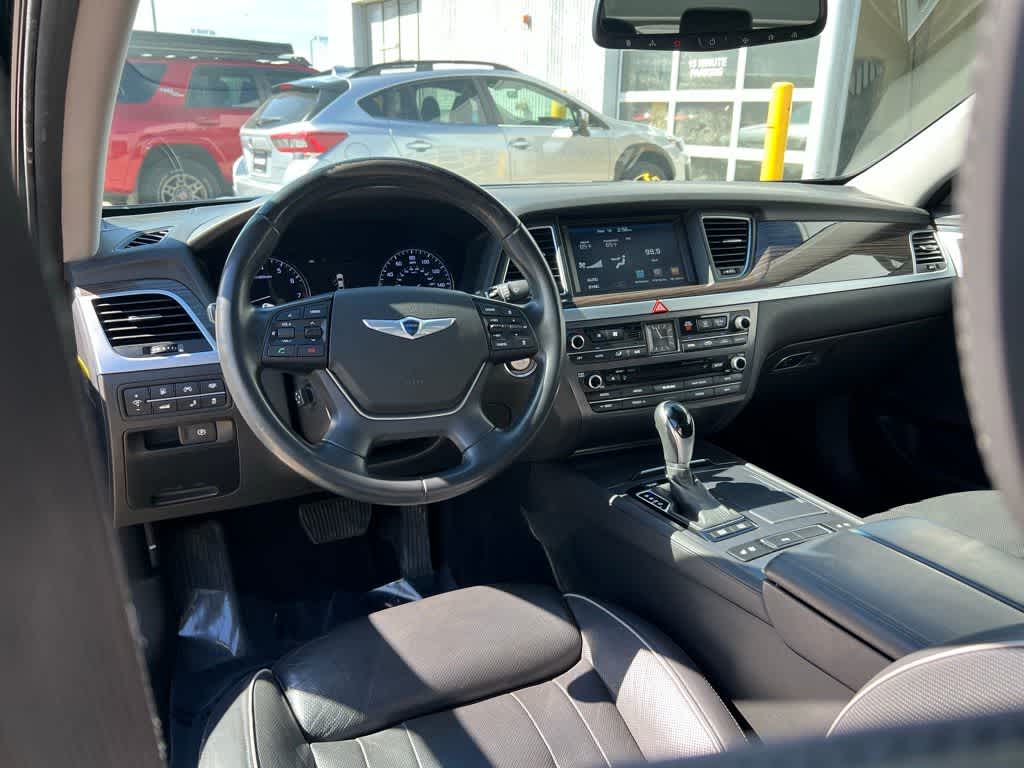 Thumbnail: 2015 Hyundai Genesis - 29