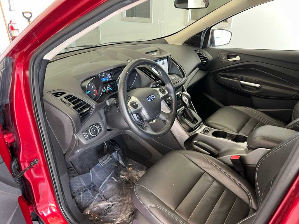 Thumbnail: 2016 Ford Escape - 14