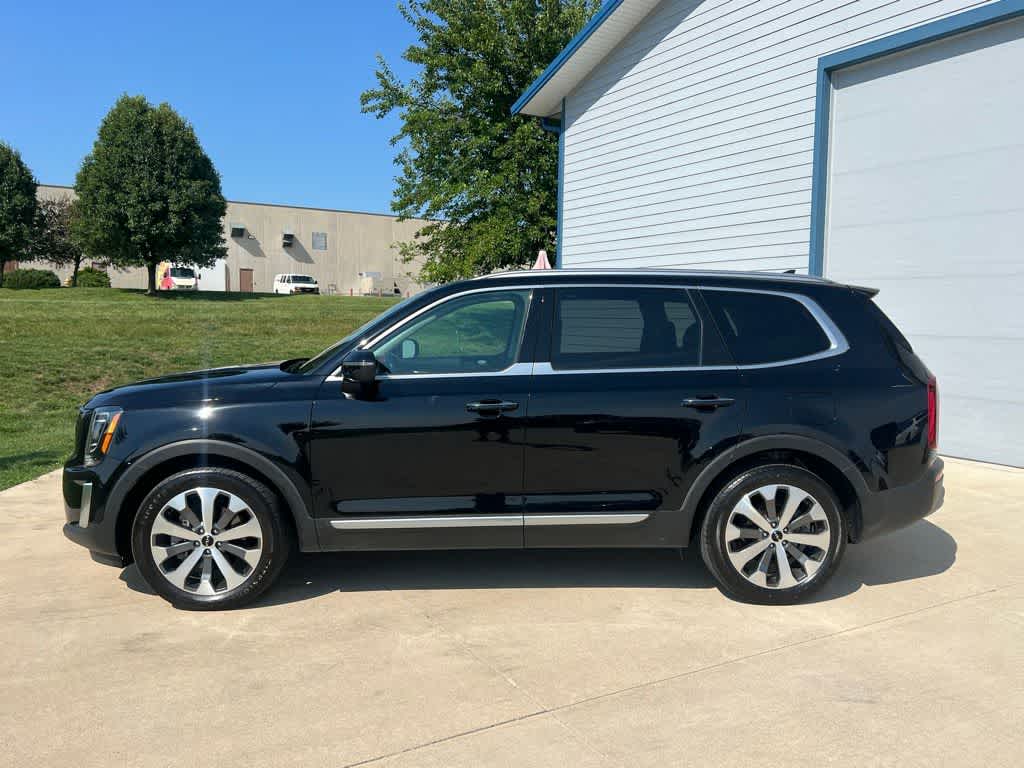 Thumbnail: 2022 Kia Telluride - 3