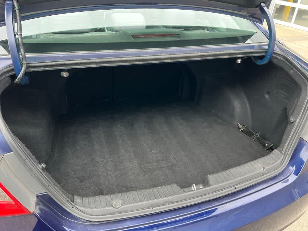 Thumbnail: 2011 Hyundai Sonata - 23