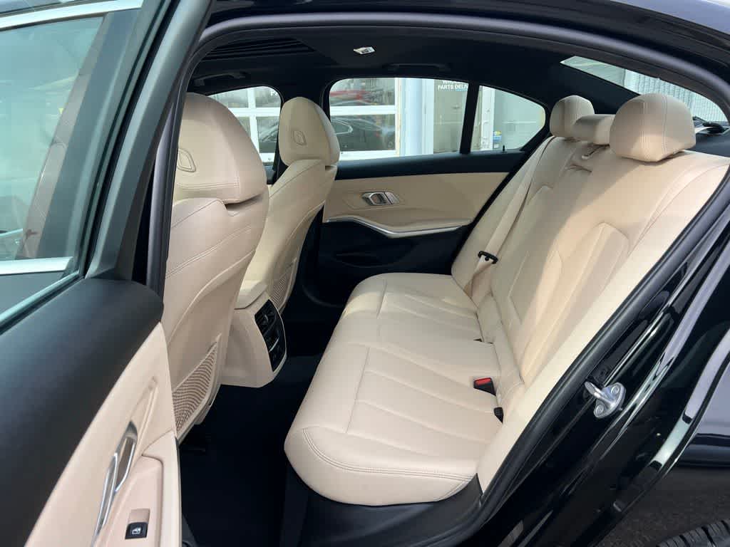 Thumbnail: 2020 BMW 3 Series - 25