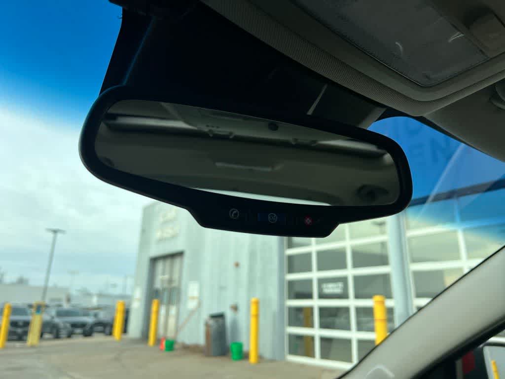 Thumbnail: 2011 Chevrolet Cruze - 33