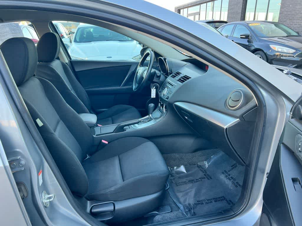 Thumbnail: 2011 Mazda Mazda3 - 22