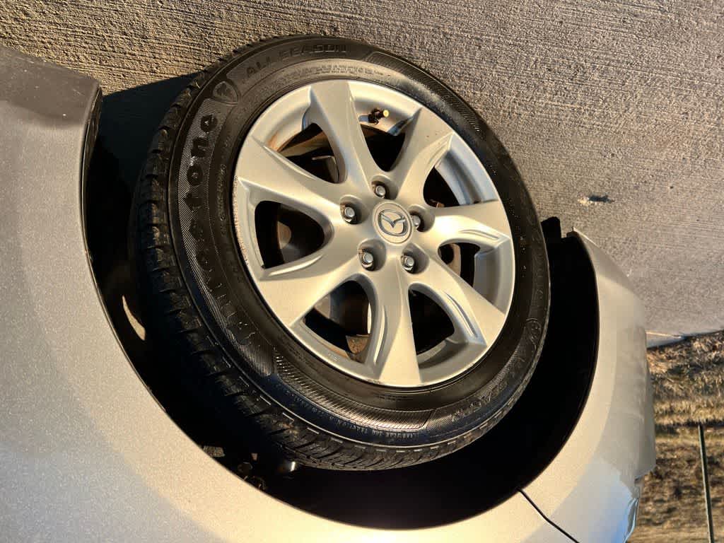 Thumbnail: 2011 Mazda Mazda3 - 10