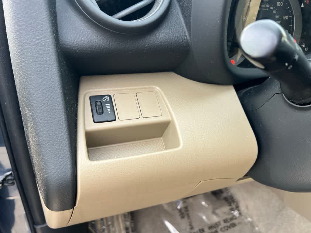 Thumbnail: 2010 Toyota RAV4 - 13