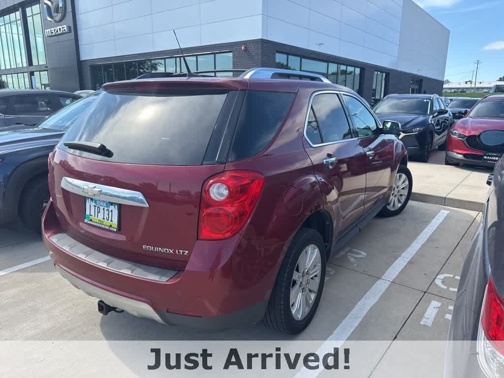 Thumbnail: 2011 Chevrolet Equinox - 3