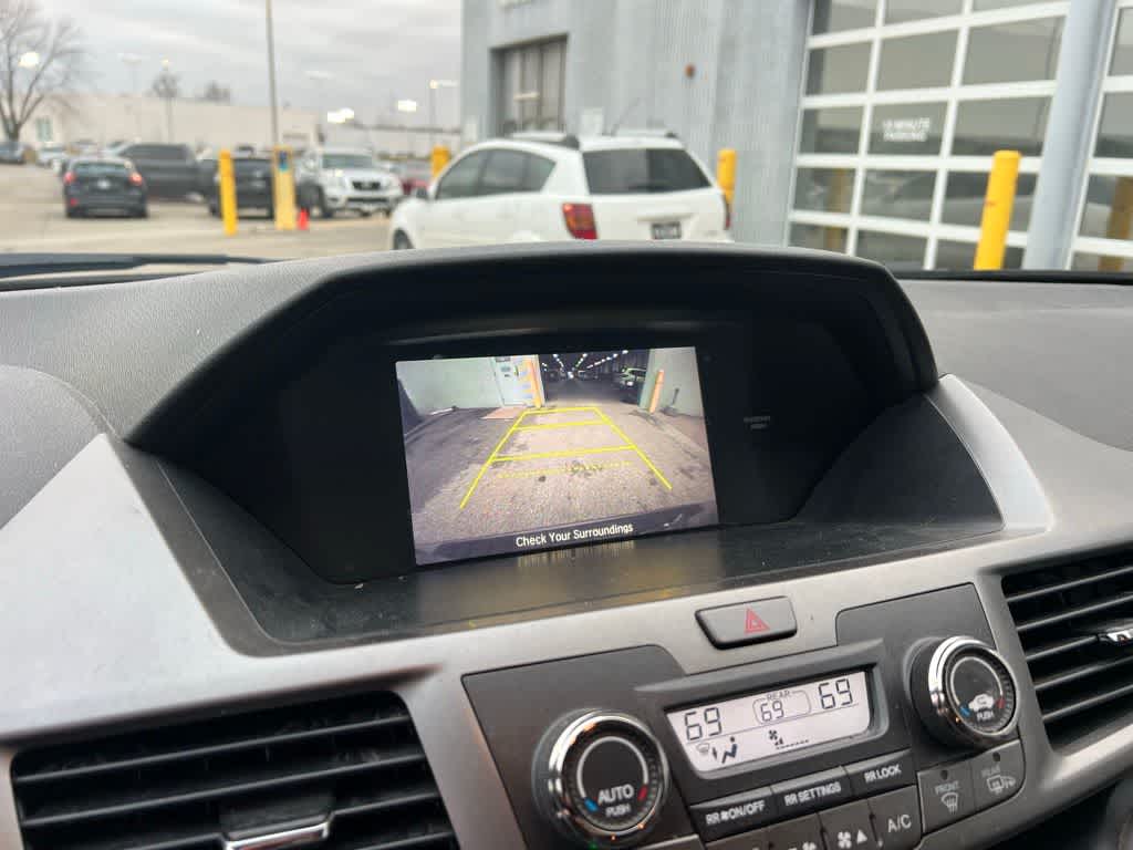 Thumbnail: 2016 Honda Odyssey - 23