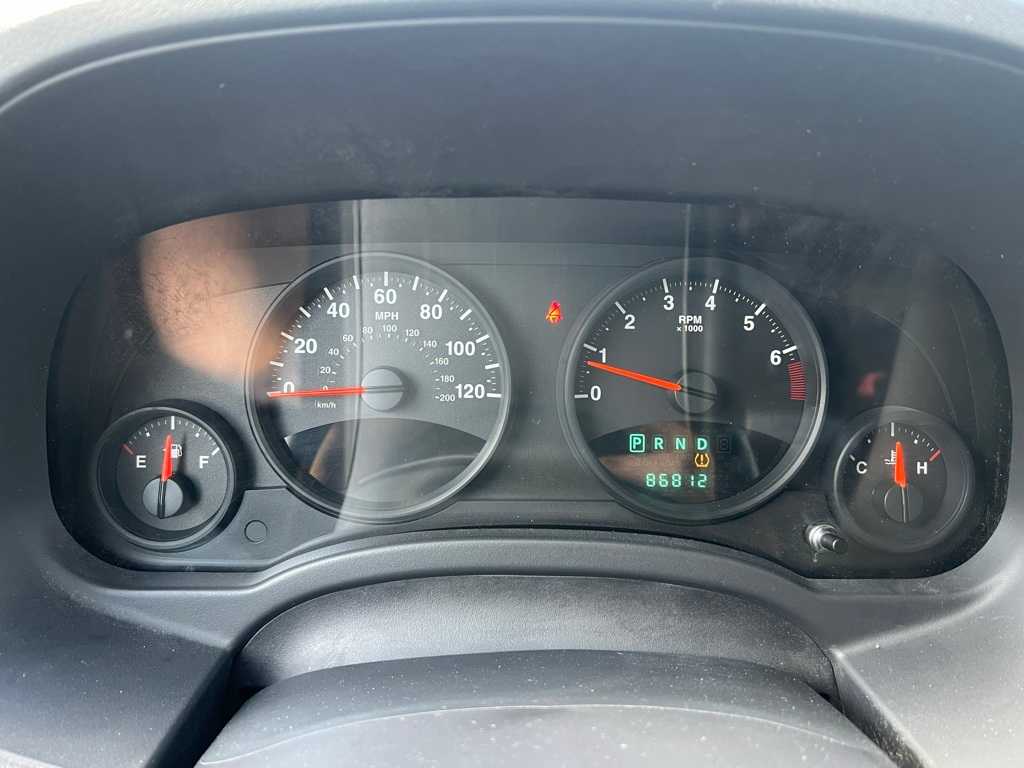 Thumbnail: 2010 Jeep Compass - 27