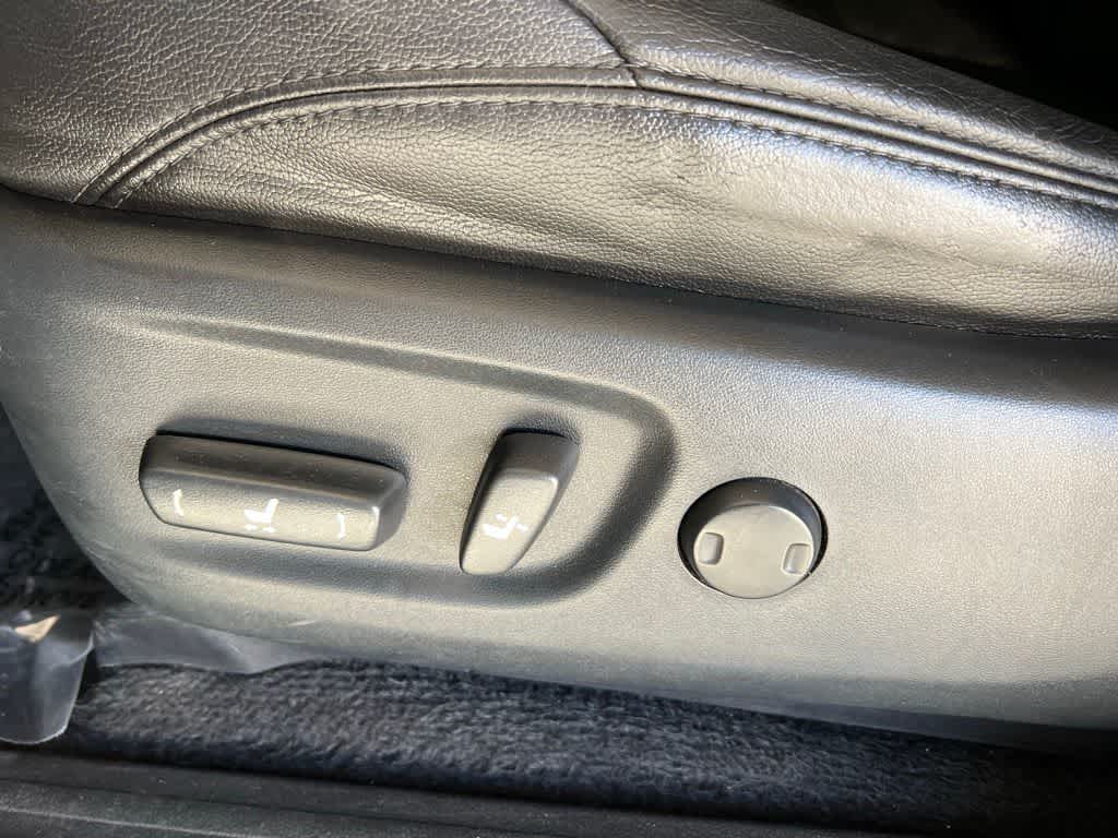 Thumbnail: 2020 Toyota 4Runner - 18