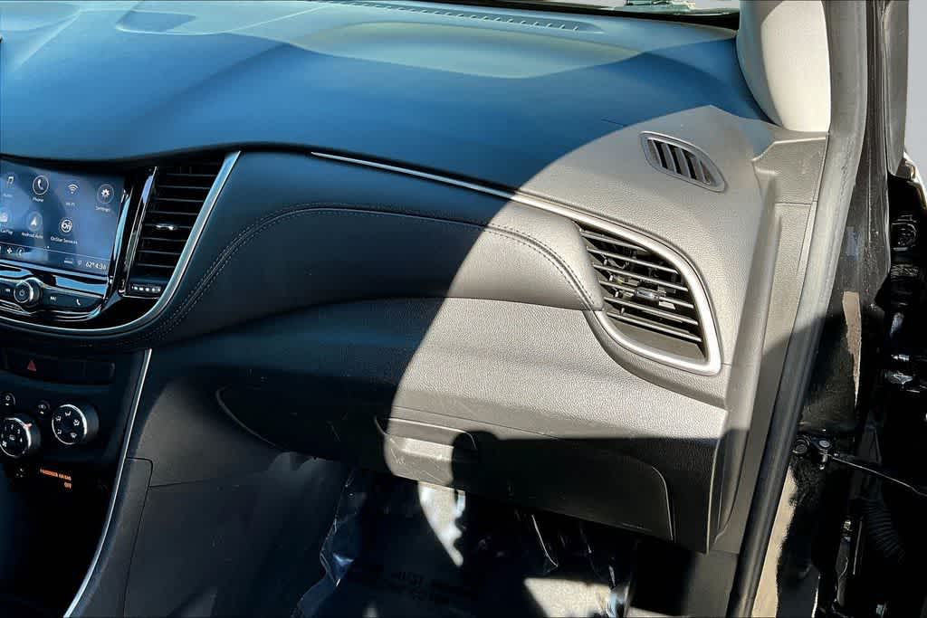 Thumbnail: 2020 Chevrolet Trax - 16