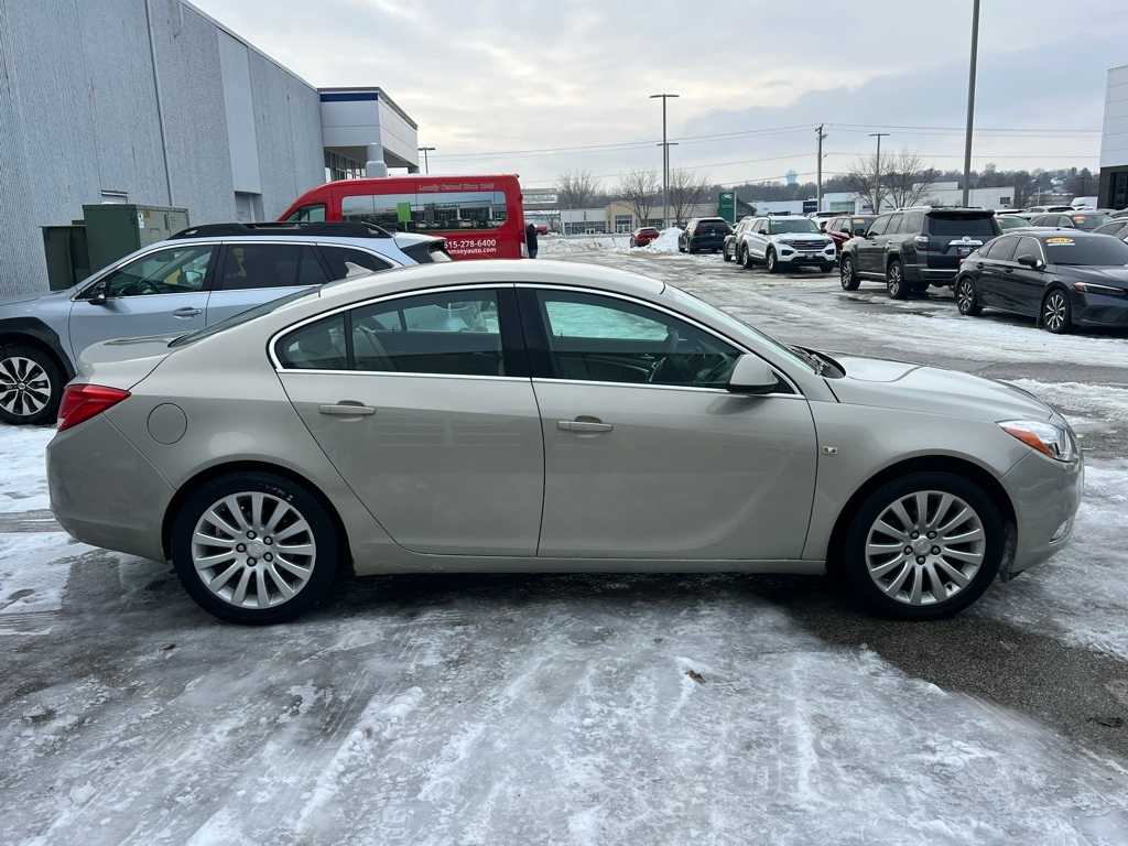 Thumbnail: 2011 Buick Regal - 7