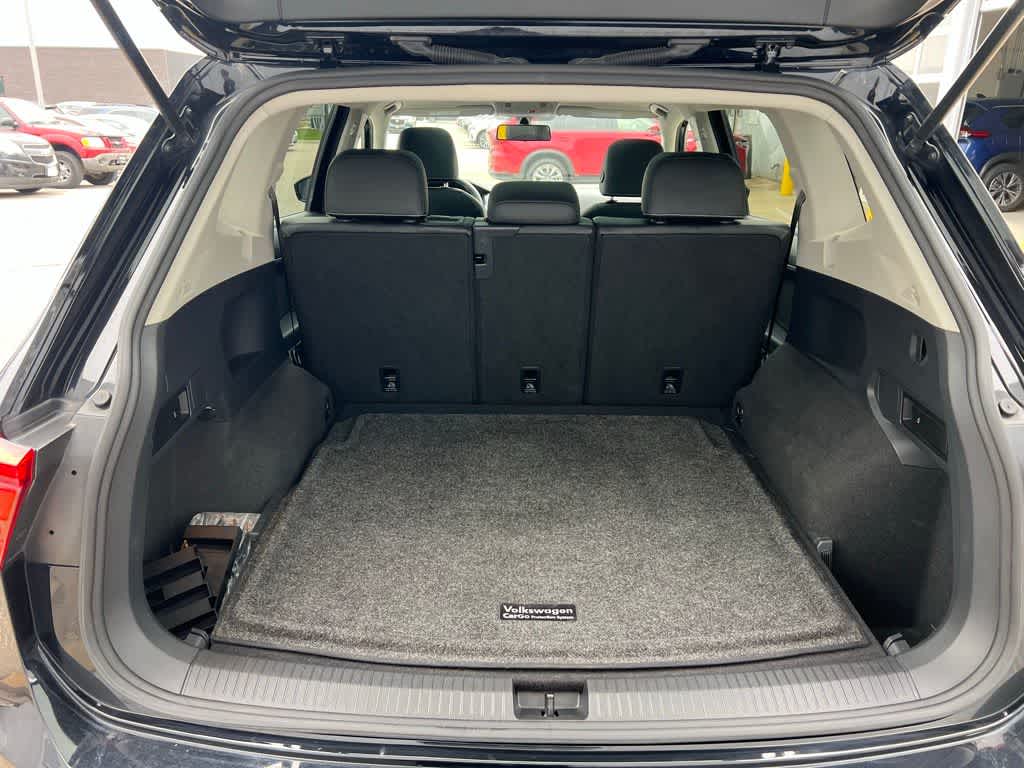 Thumbnail: 2021 Volkswagen Tiguan - 23