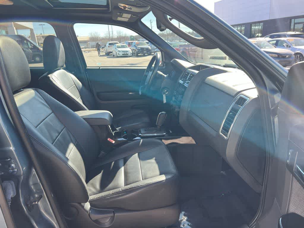 Thumbnail: 2011 Ford Escape - 22