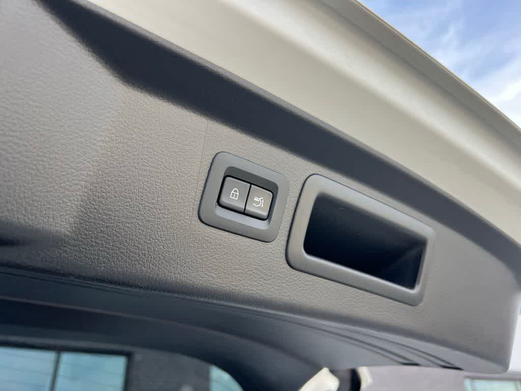 Thumbnail: 2023 Mazda CX-50 - 24