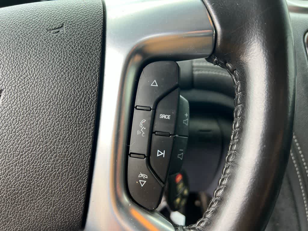 Thumbnail: 2015 Chevrolet Traverse - 28