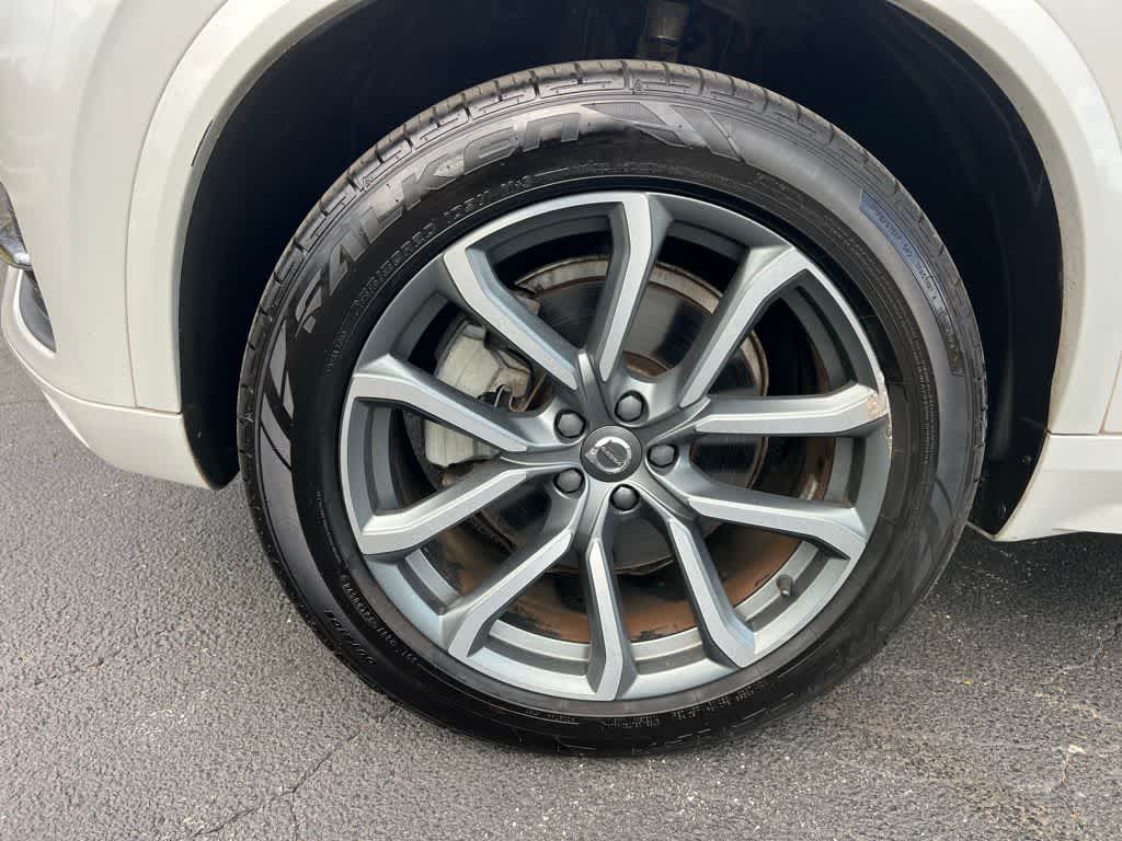 Thumbnail: 2019 Volvo XC90 - 10