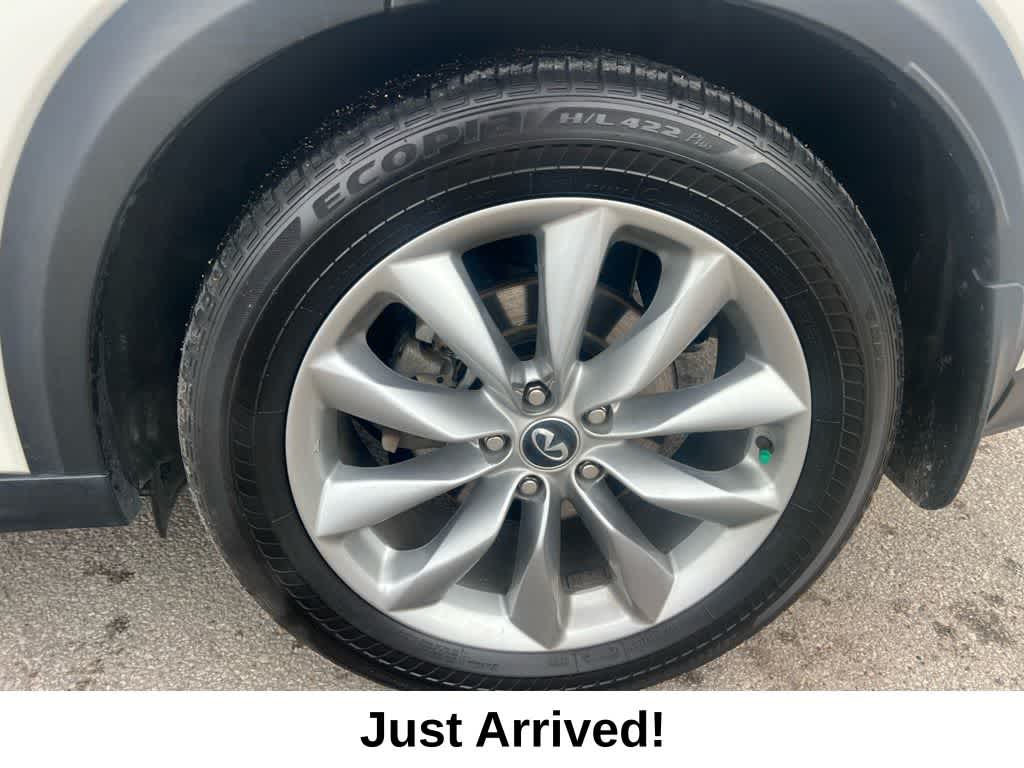 Thumbnail: 2019 INFINITI QX50 - 11