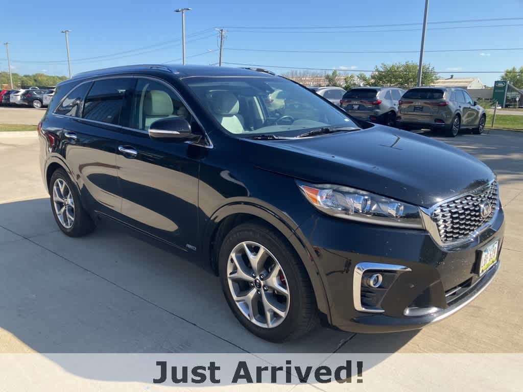 Thumbnail: 2019 Kia Sorento - 3