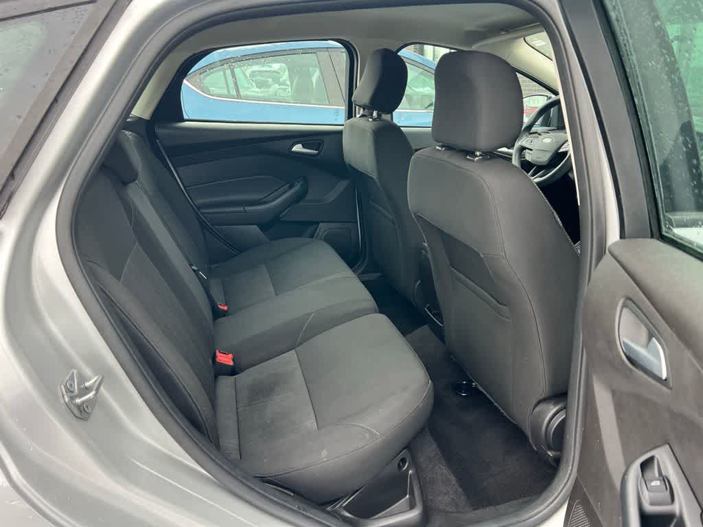 Thumbnail: 2017 Ford Focus - 15