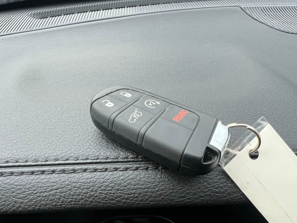 Thumbnail: 2022 Jeep Compass - 38