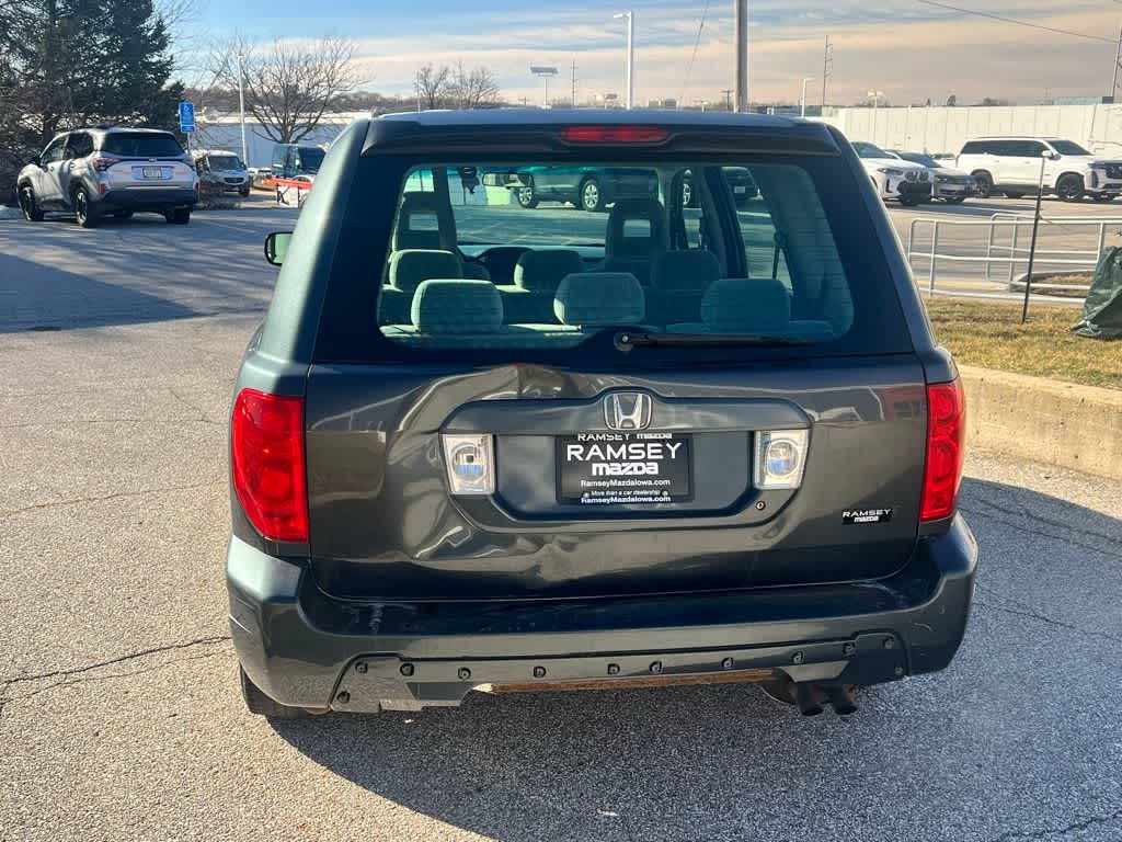 Thumbnail: 2004 Honda Pilot - 5