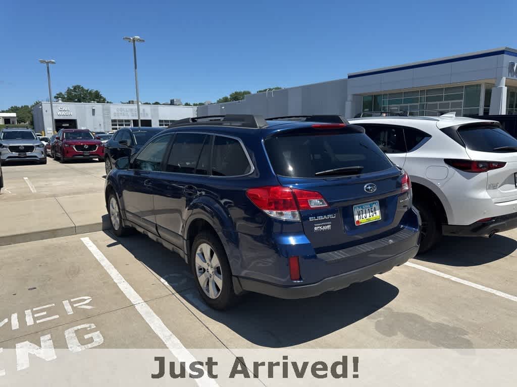 Thumbnail: 2010 Subaru Outback - 4