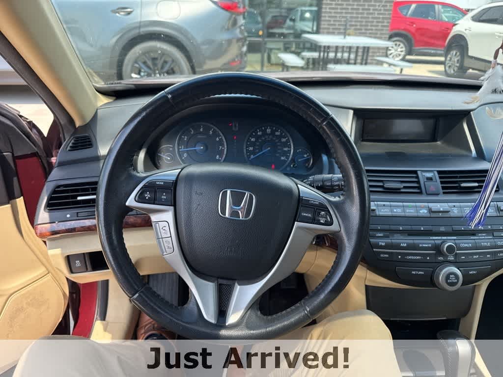 Thumbnail: 2012 Honda Crosstour - 8