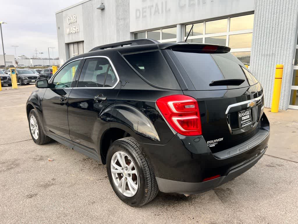 Thumbnail: 2017 Chevrolet Equinox - 4