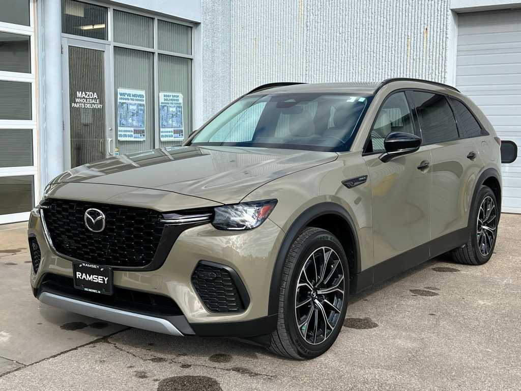 Thumbnail: 2025 Mazda CX-70 - 38