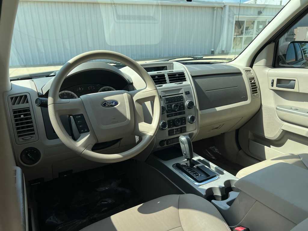 Thumbnail: 2008 Ford Escape - 20