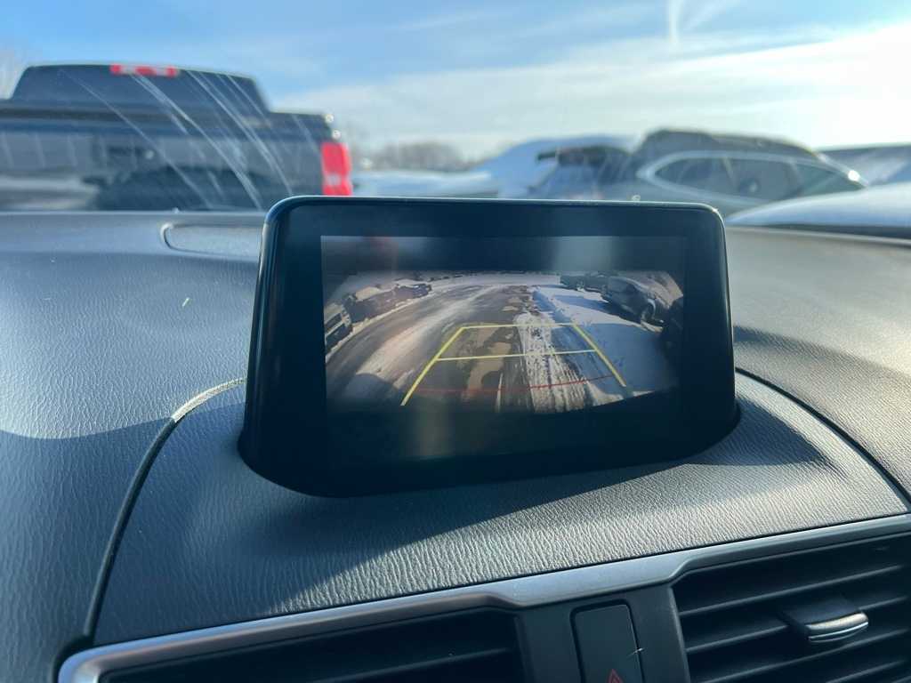 Thumbnail: 2017 Mazda Mazda3 - 24