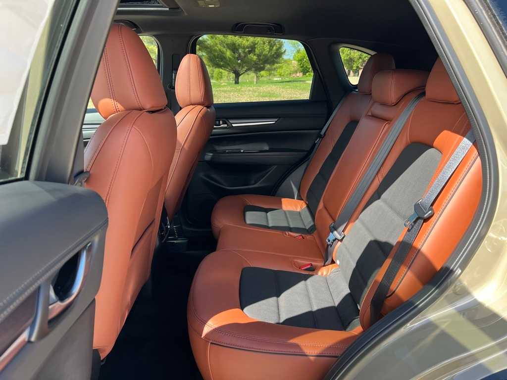 Thumbnail: 2025 Mazda CX-5 - 16