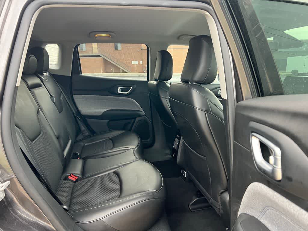 Thumbnail: 2022 Jeep Compass - 22