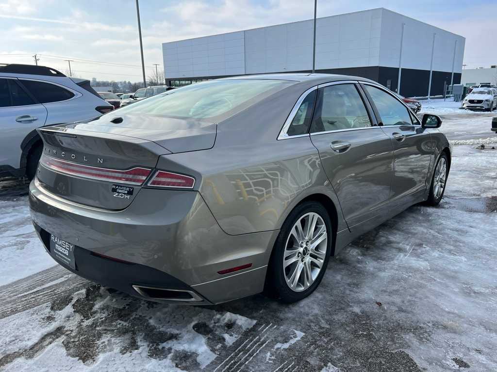 Thumbnail: 2016 Lincoln MKZ - 6