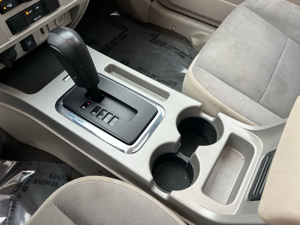 Thumbnail: 2011 Ford Escape - 36